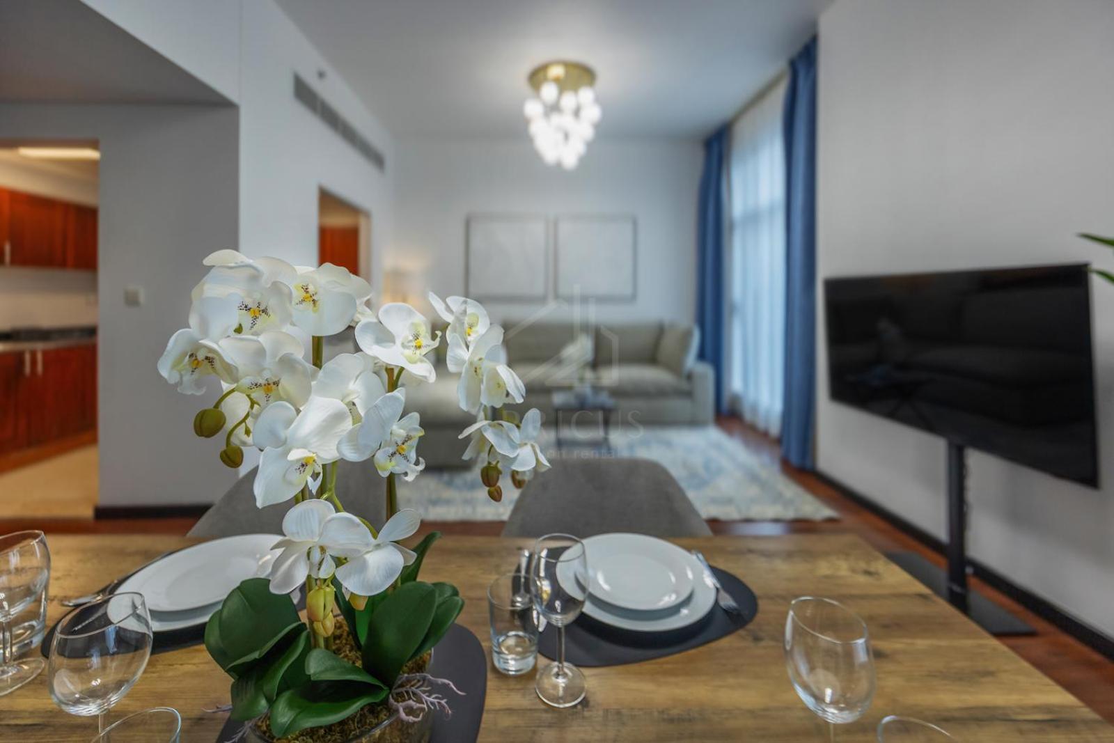 Apartment Amazing 1br Near Metro Station In Jlt Dubai